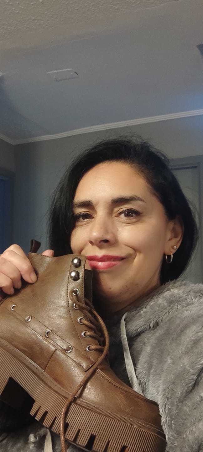 Customer photo review of Botin Plataforma Café Mujer 23507