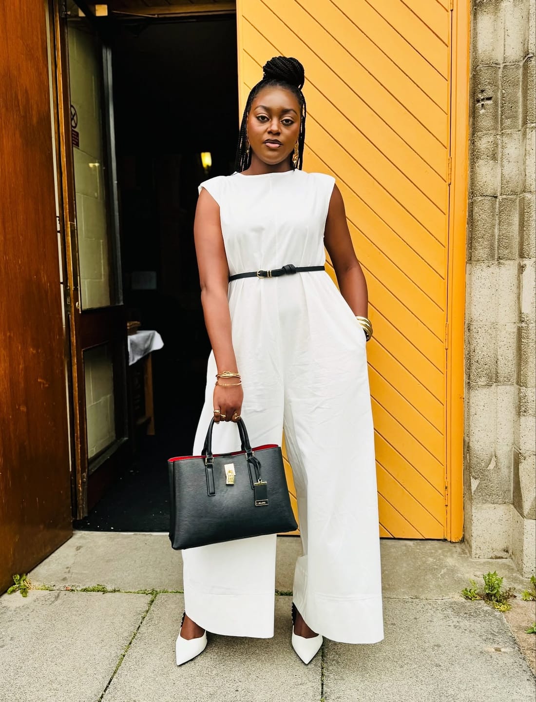 Customer photo review of Sleeveless Wide Leg Shoulder Pad Solid Color Jumpsuits
