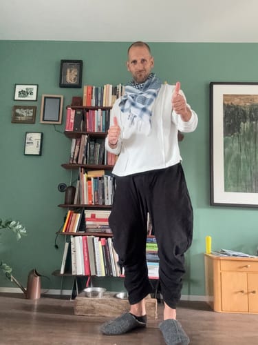 Customer photo review of Scimitar Casual Pants