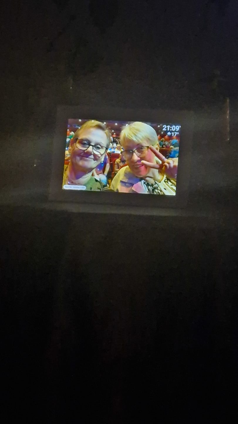 Customer photo review of Digital Photo Frame