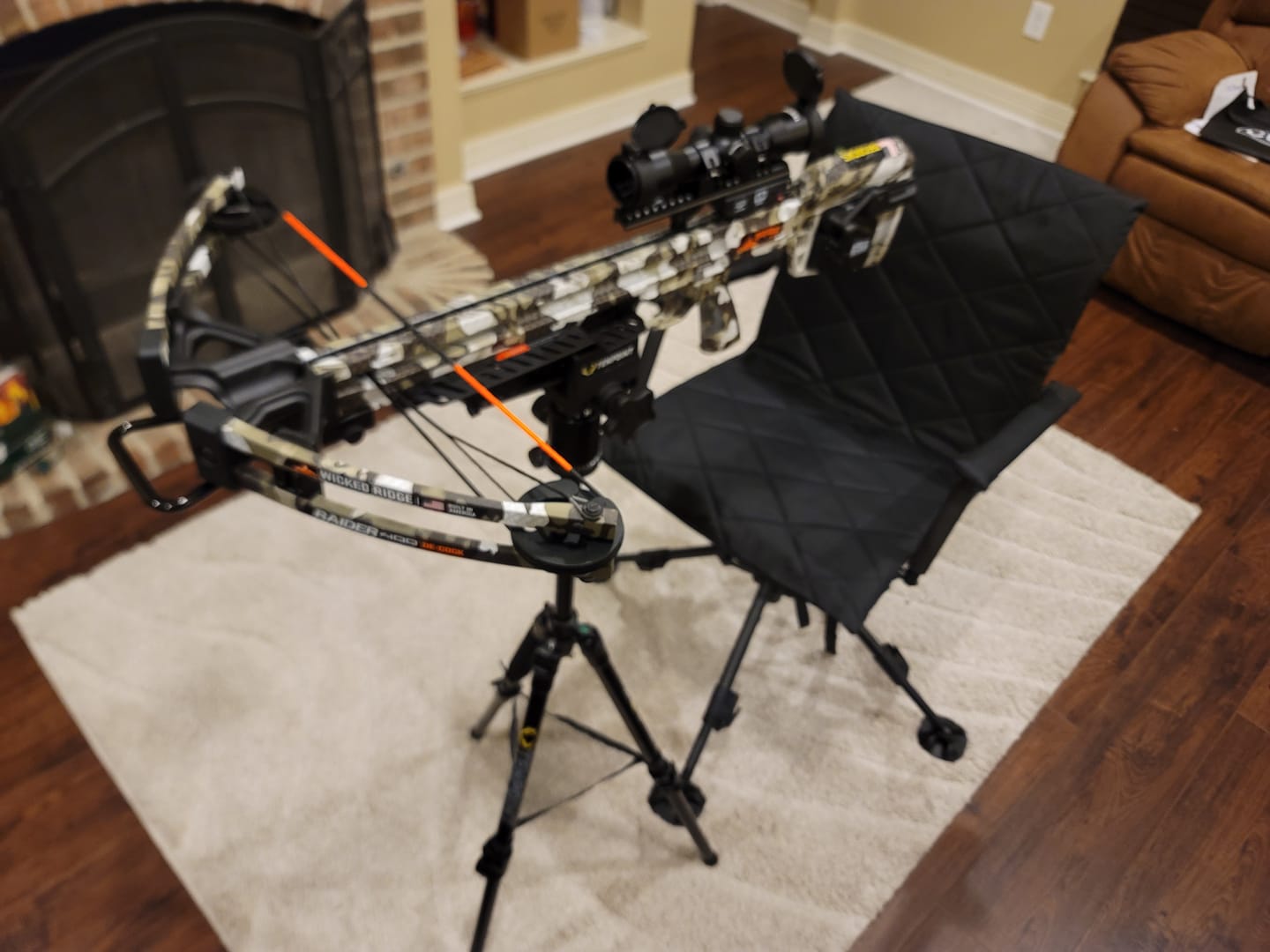 Customer photo review of Hunting Chair Adjustable Height 360°  Swivel Blind Chair With Armrests