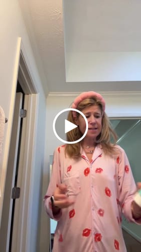 Customer video review of Facial Cleanser | Charcoal & Green Tea