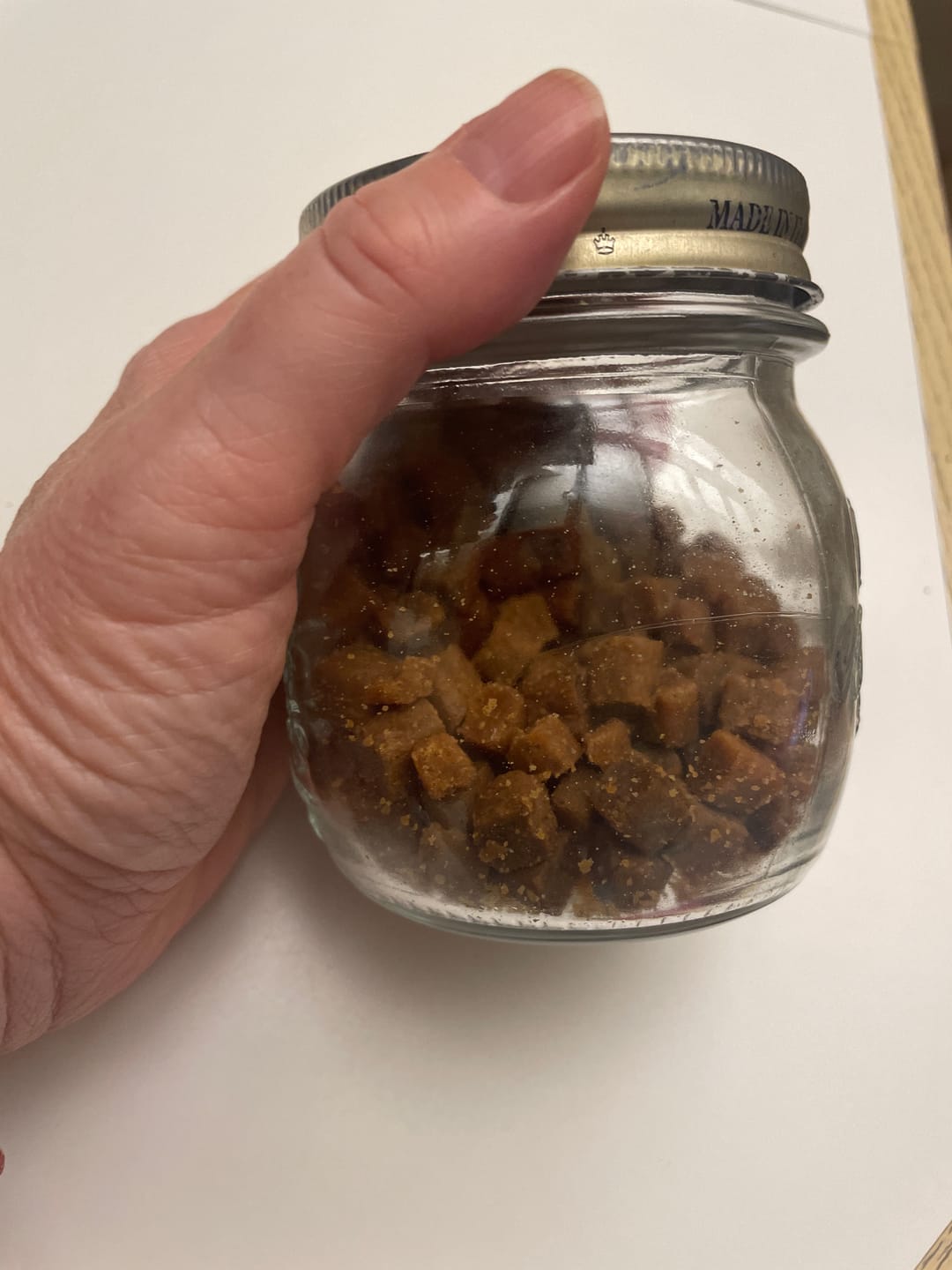 Customer photo review of Dr. Clauder's Trainee Minis Snack per Cani Mini Cubetti 50g
