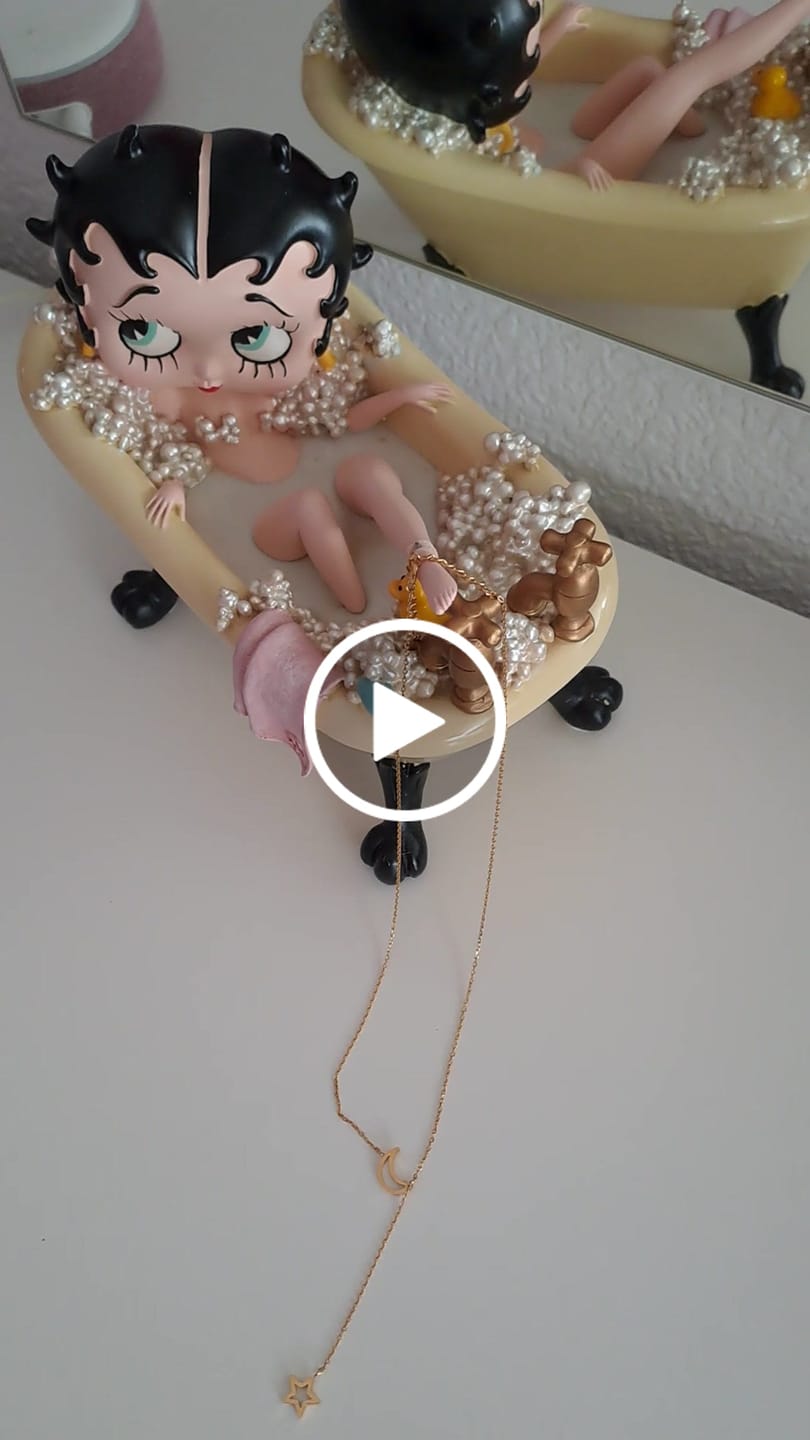 Customer video review of Collar Cielo