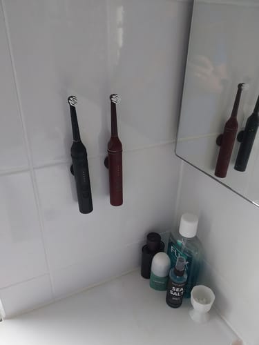 Customer photo review of Brush 001 - Amber Red