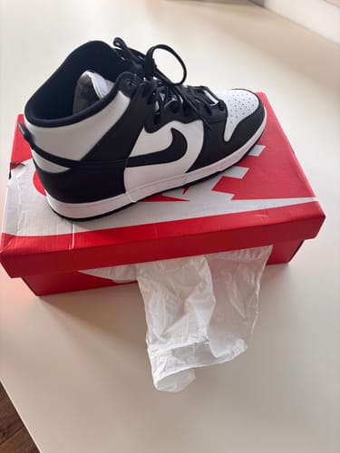 Customer photo review of Nike Dunk High Panda Black White (2021/2024)