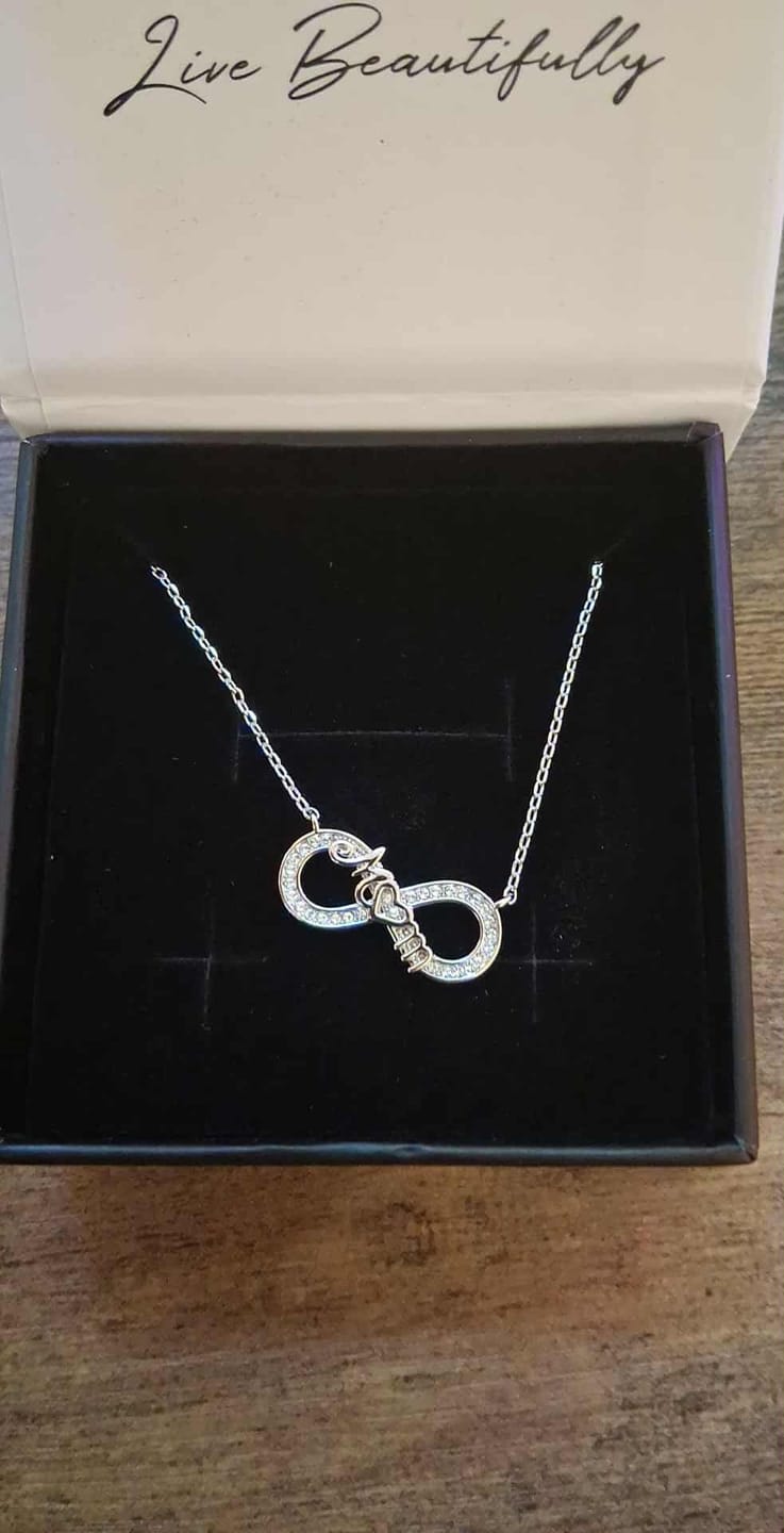 Customer photo review of Robin 18k White Gold Plated Mom Infinity Necklace with Swarovski Crystals