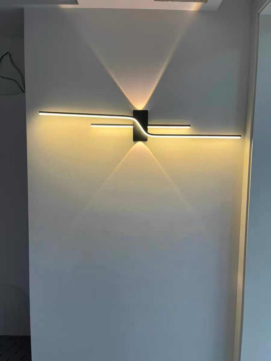 Customer photo review of WOMO Sculptural Up Down Wall Sconce-WM6030