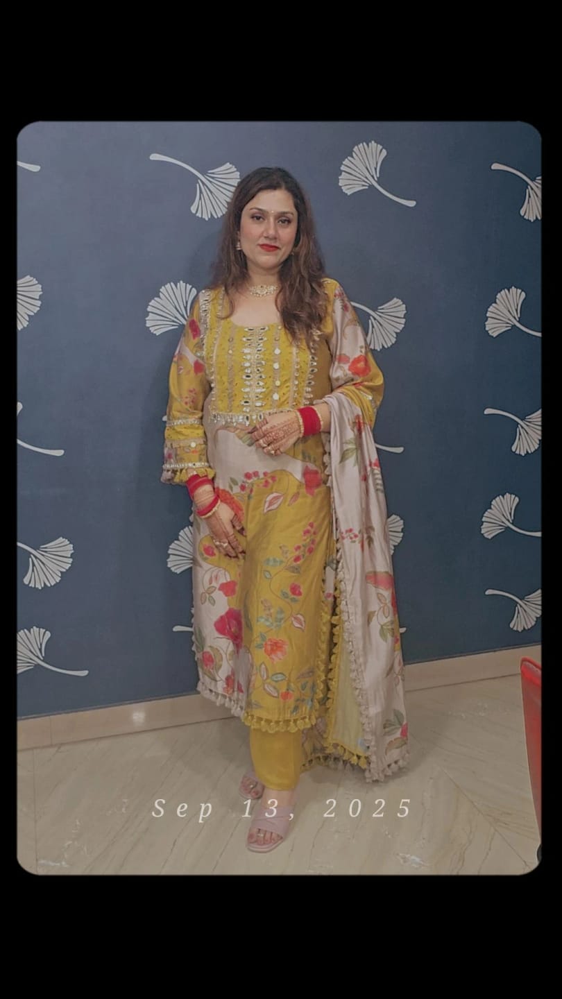 Customer photo review of “Nazmi - Three Piece set