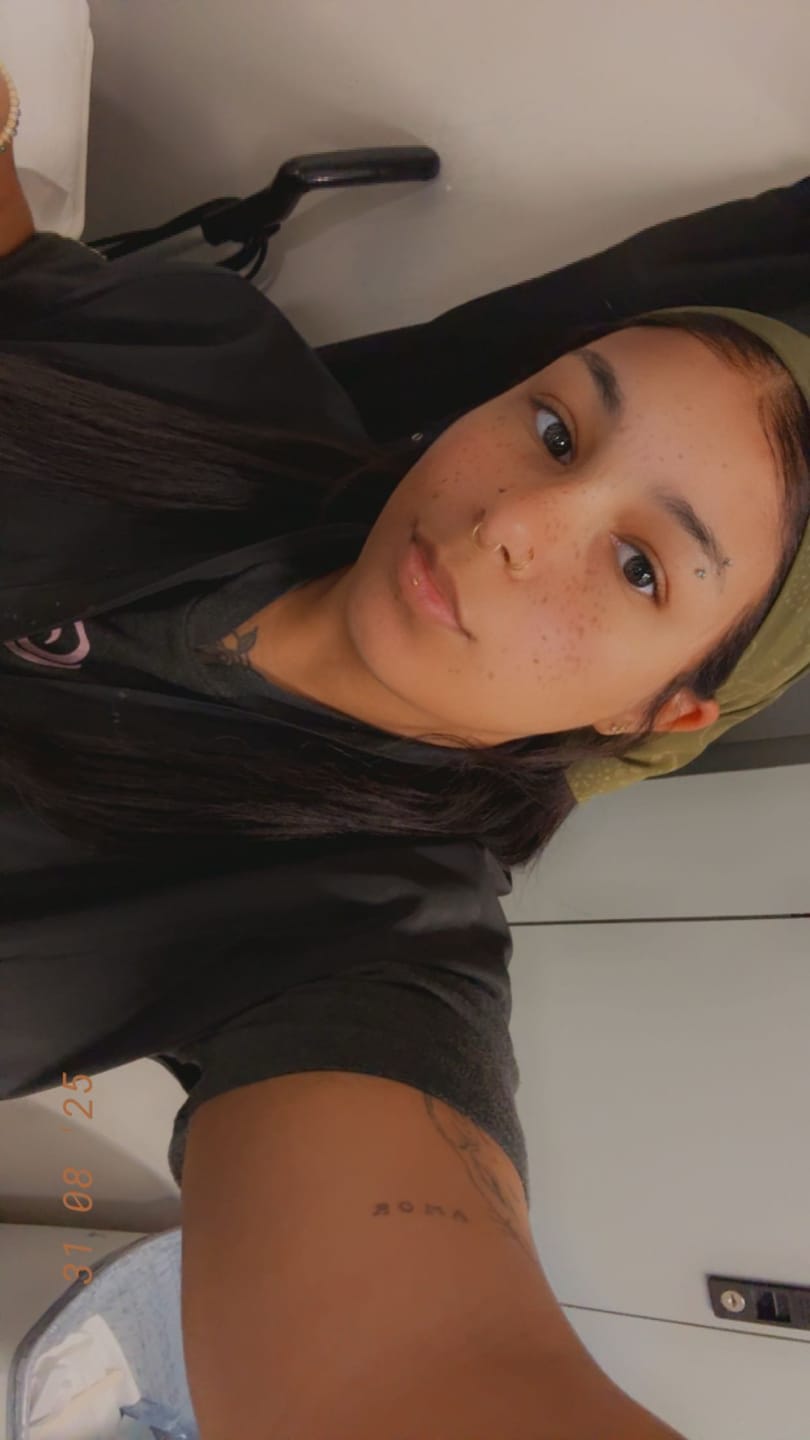 Customer photo review of The Complete All in One Wig Install Kit