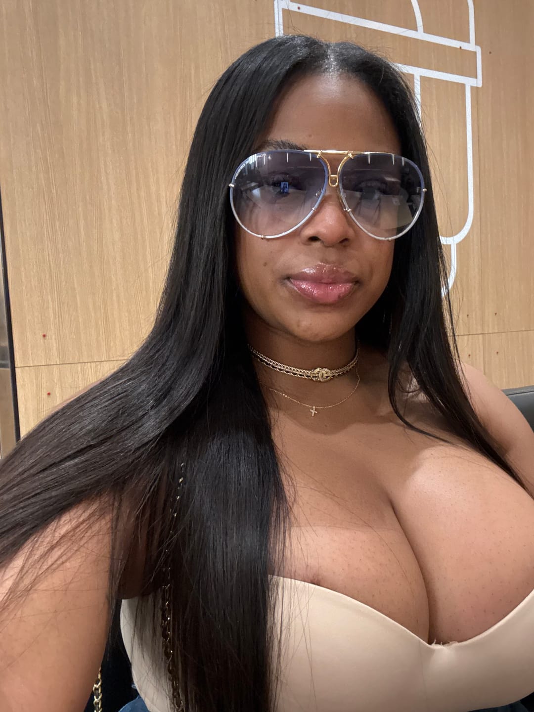 Customer photo review of STRAIGHT & BODY WAVE BUNDLE DEAL