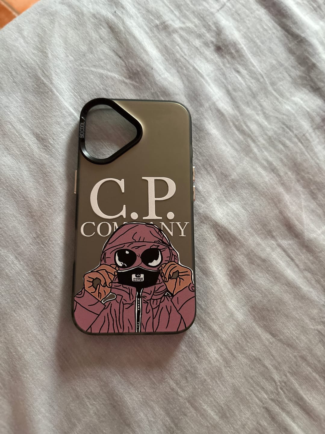 Customer photo review of Coque C.P. Company