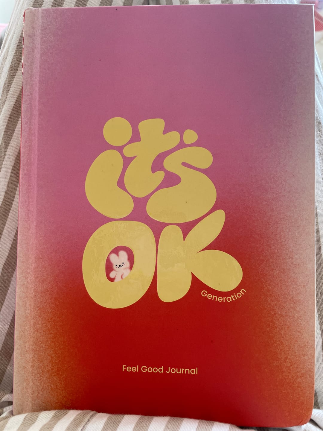 Customer photo review of Feel Good Journal | Portada Mandarina