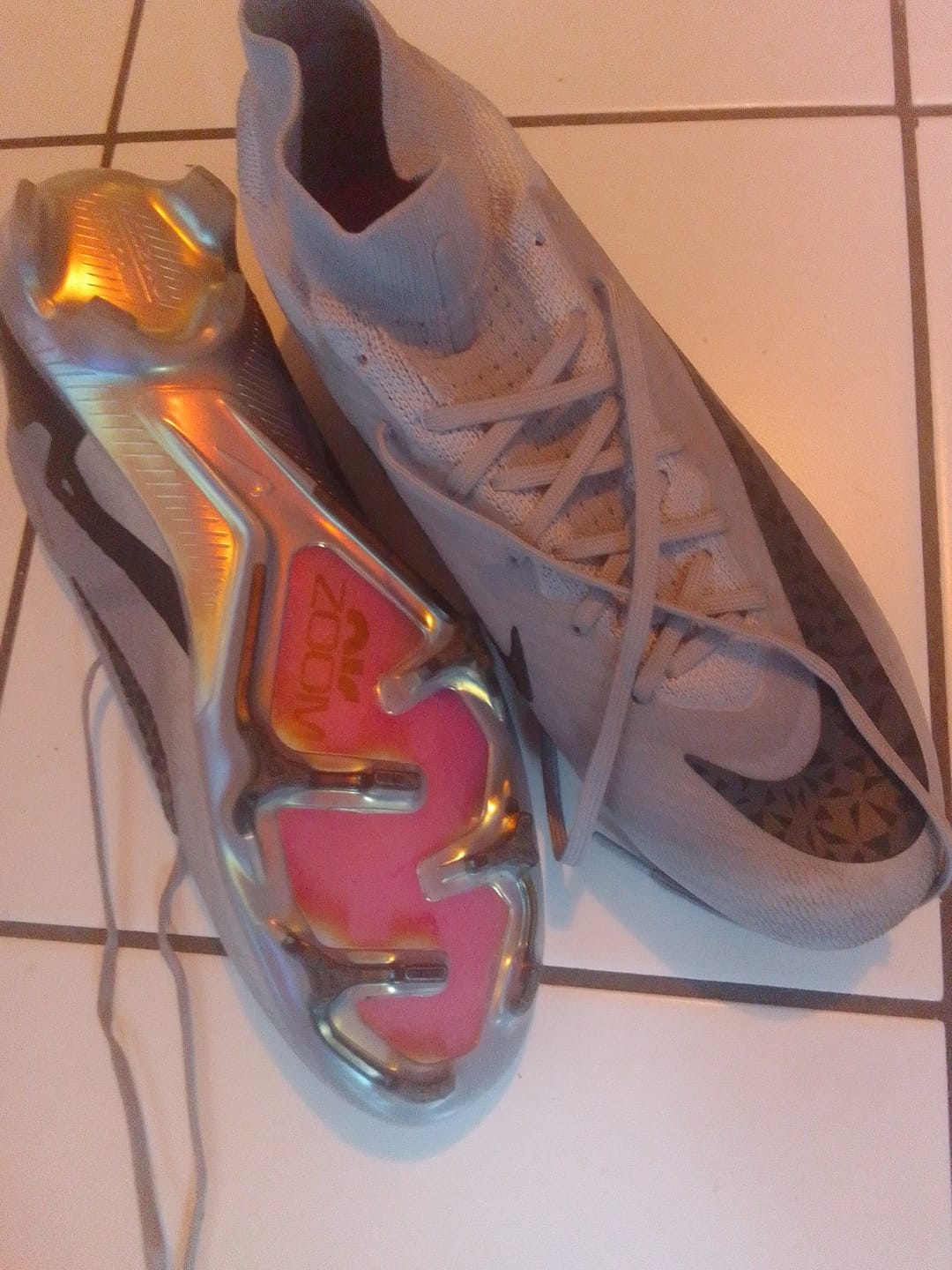 Customer photo review of Superfly 9 Elite FG Gem Pack Gris Noir
