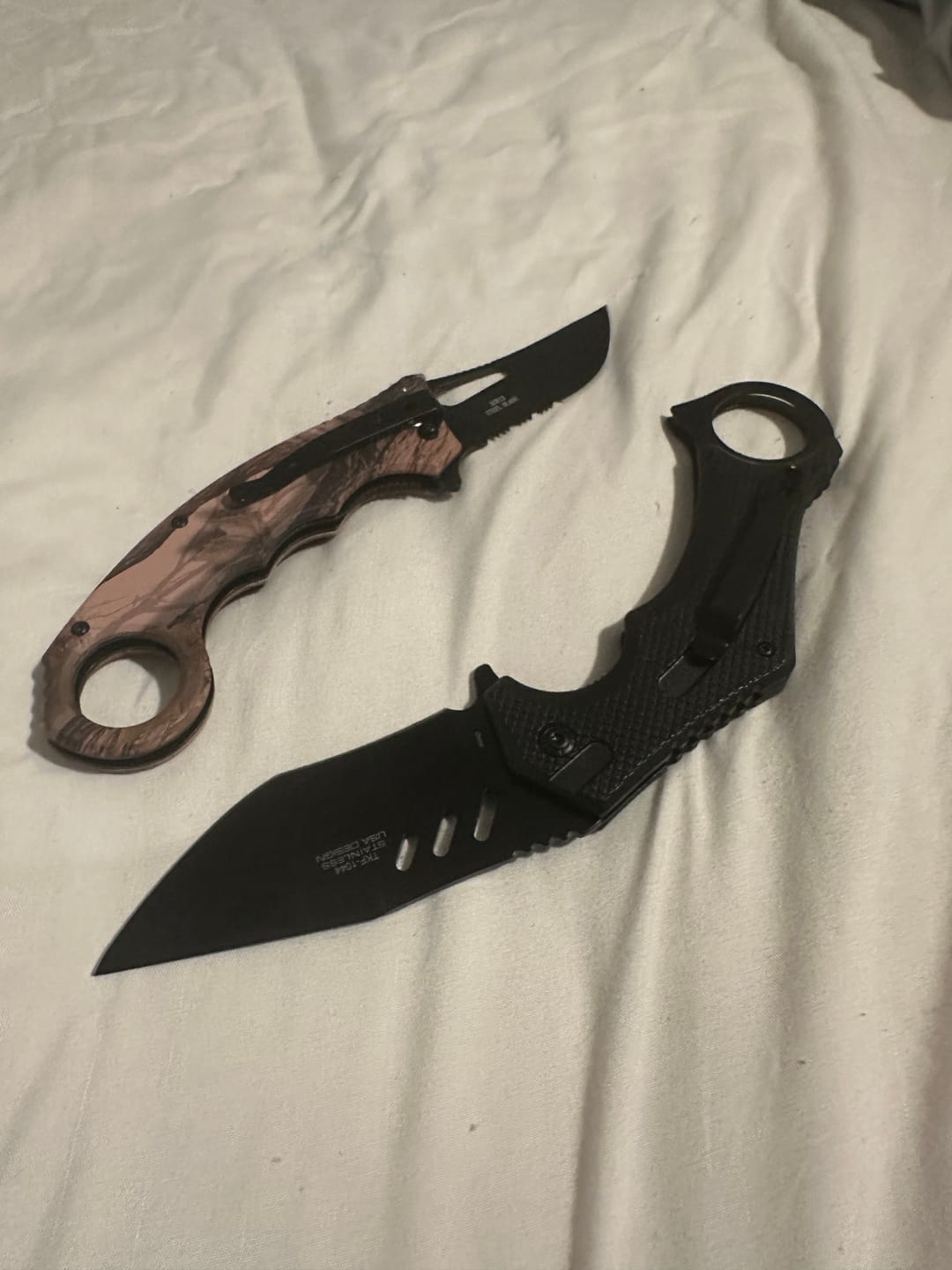 Customer photo review of Karambit Mystery Box™