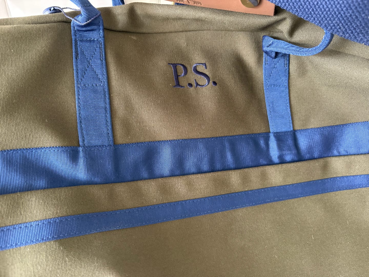 Customer photo review of Weekender GREEN RIPS navy