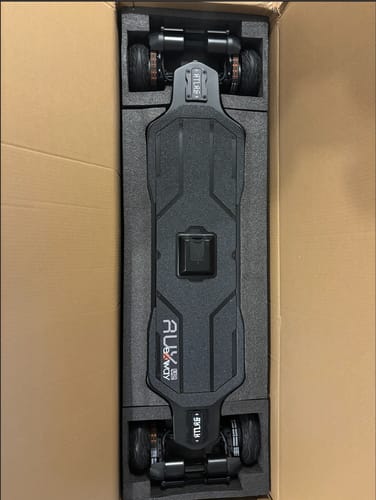 Customer photo review of Exway Atlas V2 Electric Skateboard
