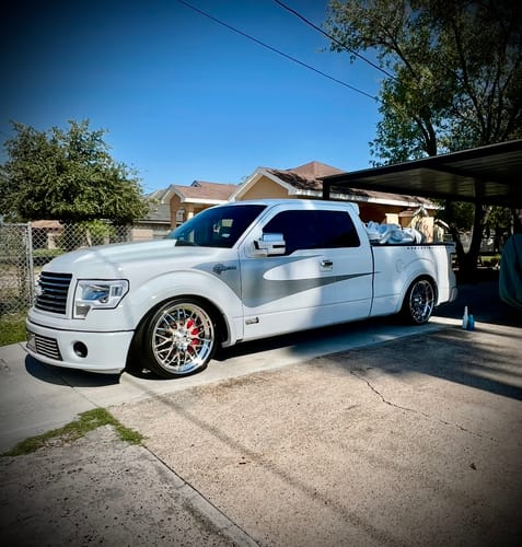 Customer photo review of BLACKLINE® BLACKOUT TRIM & TIRE DRESSING