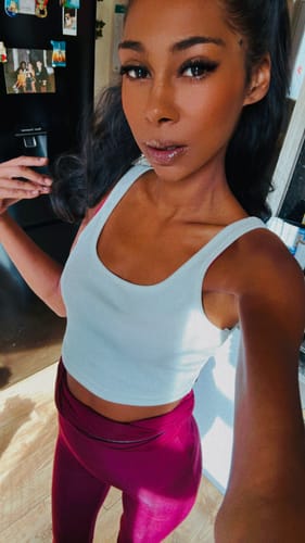 Customer photo review of 20 inches Ponytail