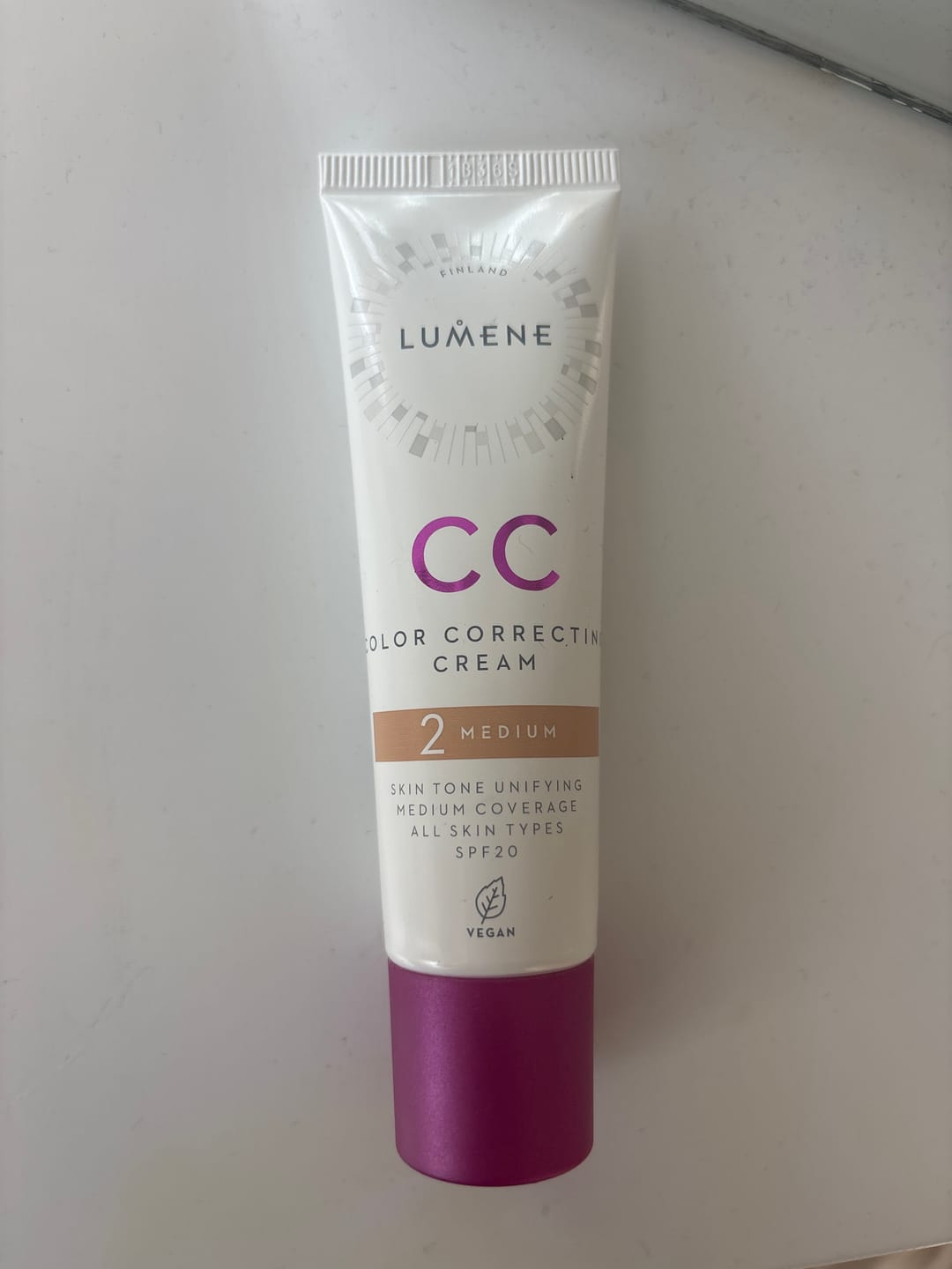 Customer photo review of Lumene CC cream - Веган CC Крем "Абсолютно съвършенство" 7в1 SPF 20