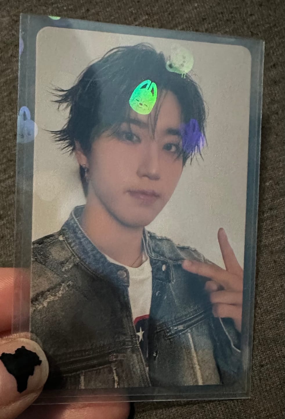 Customer photo review of PREMIUM HOLOGRAPHIC PHOTOCARD SLEEVES - SKZOO VERSION