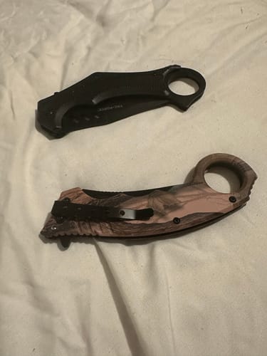 Customer photo review of Karambit Mystery Box™