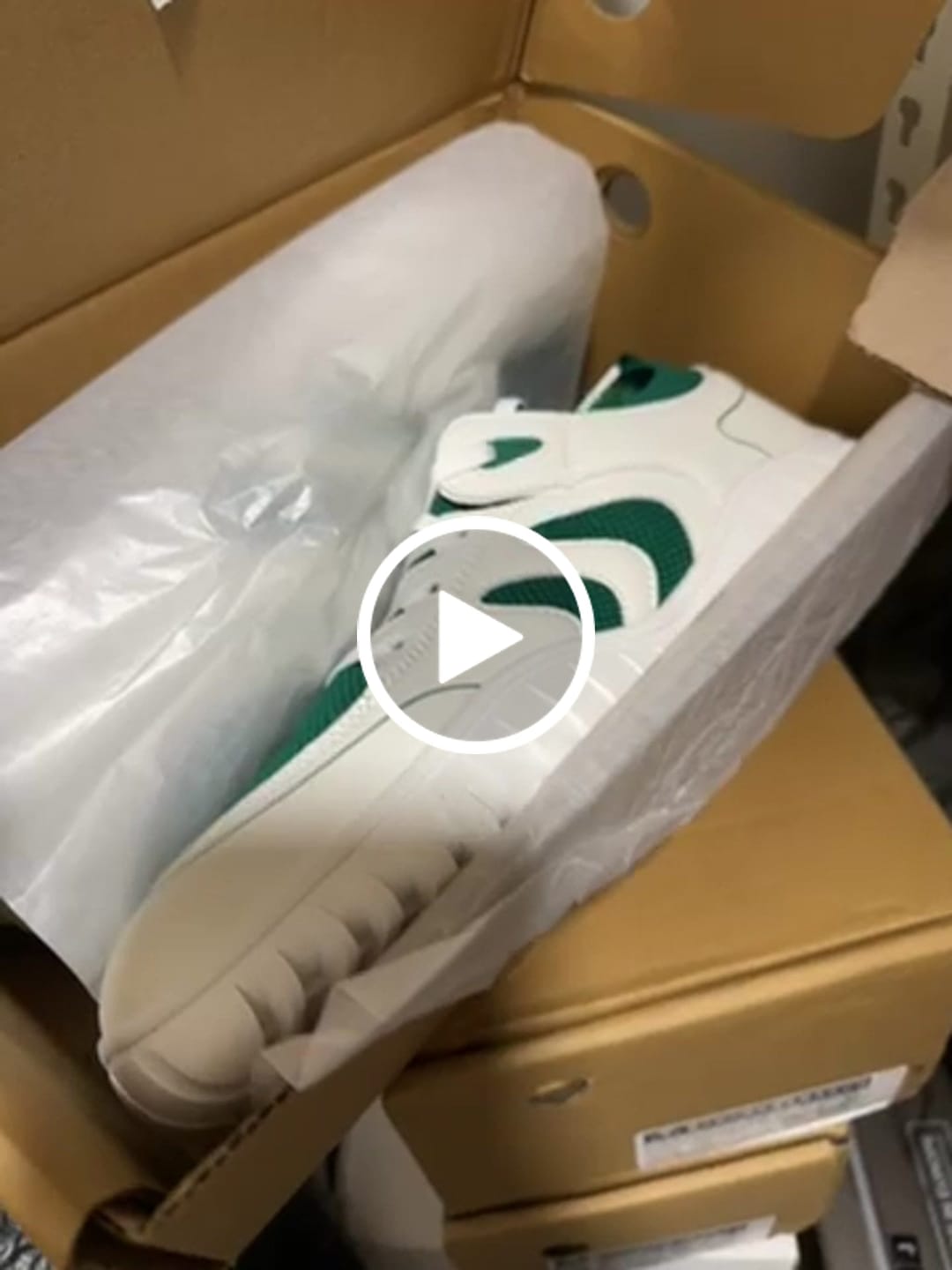 Customer video review of Peak - Wide Toe Sneakers
