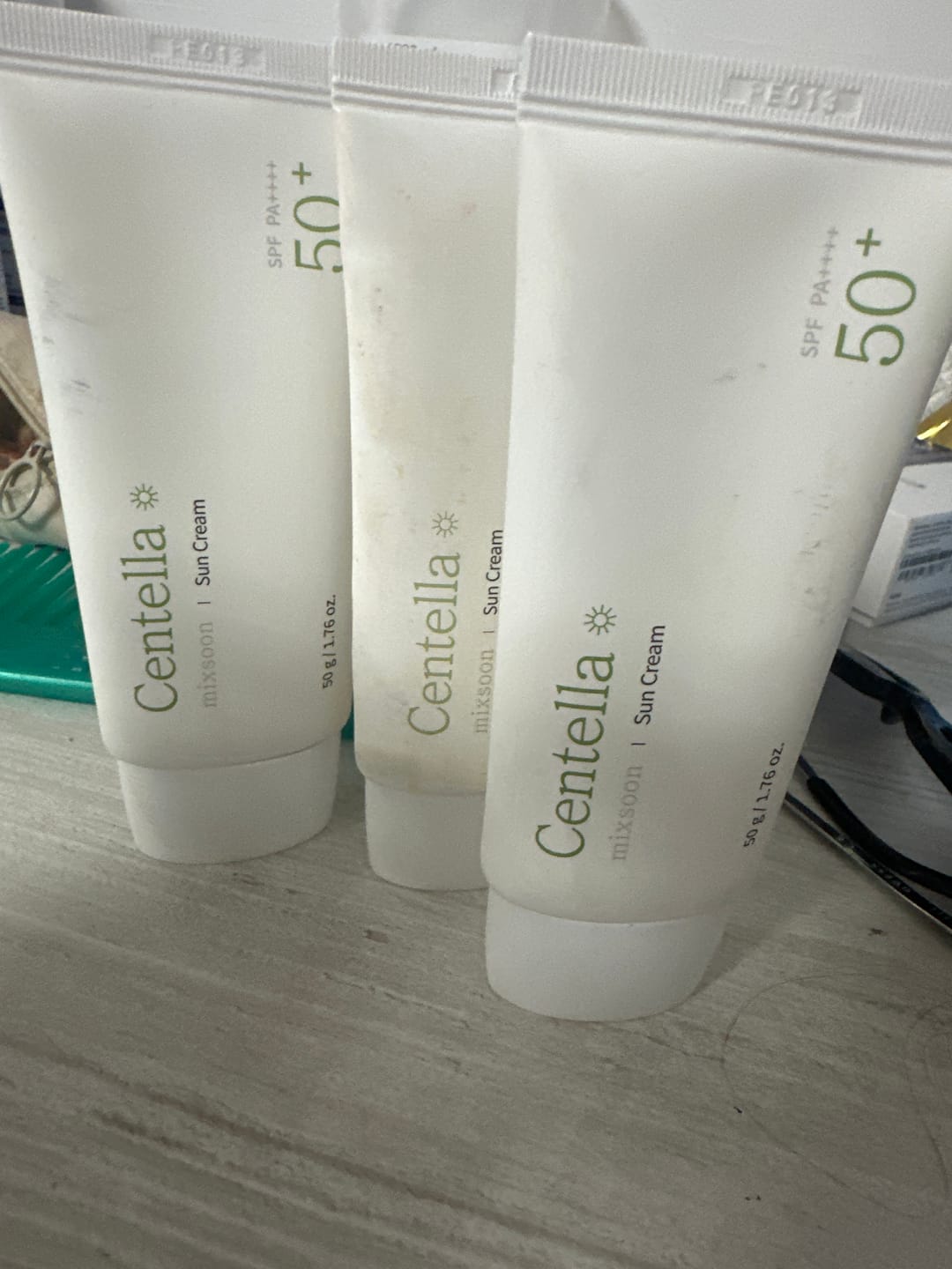 Customer photo review of [MIXSOON] Centella Suncream 50g SPF 50+ PA++++ 50g
