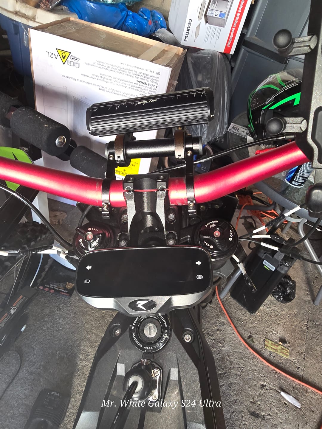 Customer photo review of Display Relocation Bracket Kit | Rawrr Mantis X