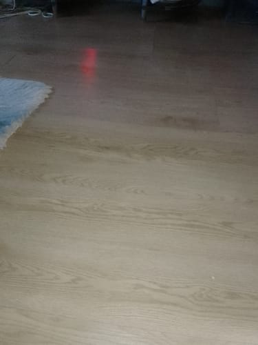 Xolile F. review of 🔥 TINICOO Peel & Stick PVC Flooring – Waterproof, Fireproof & DIY in Minutes (5m²)-JDL067 image 1 out of 1