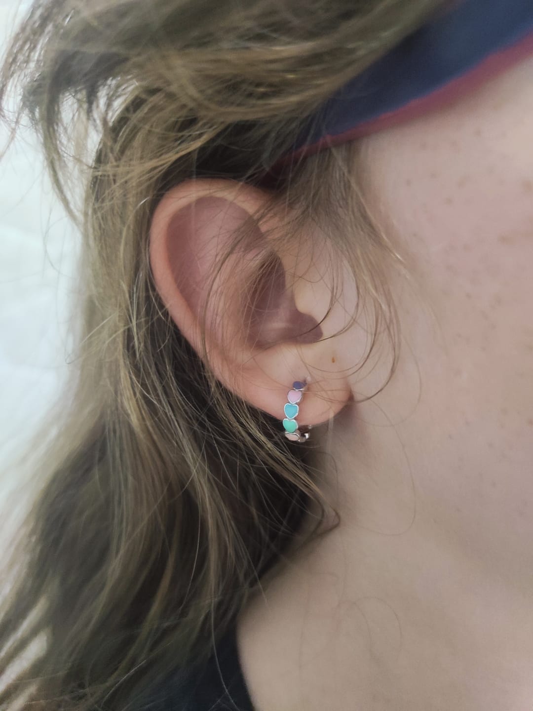 Customer photo review of Pendientes Colorful Love