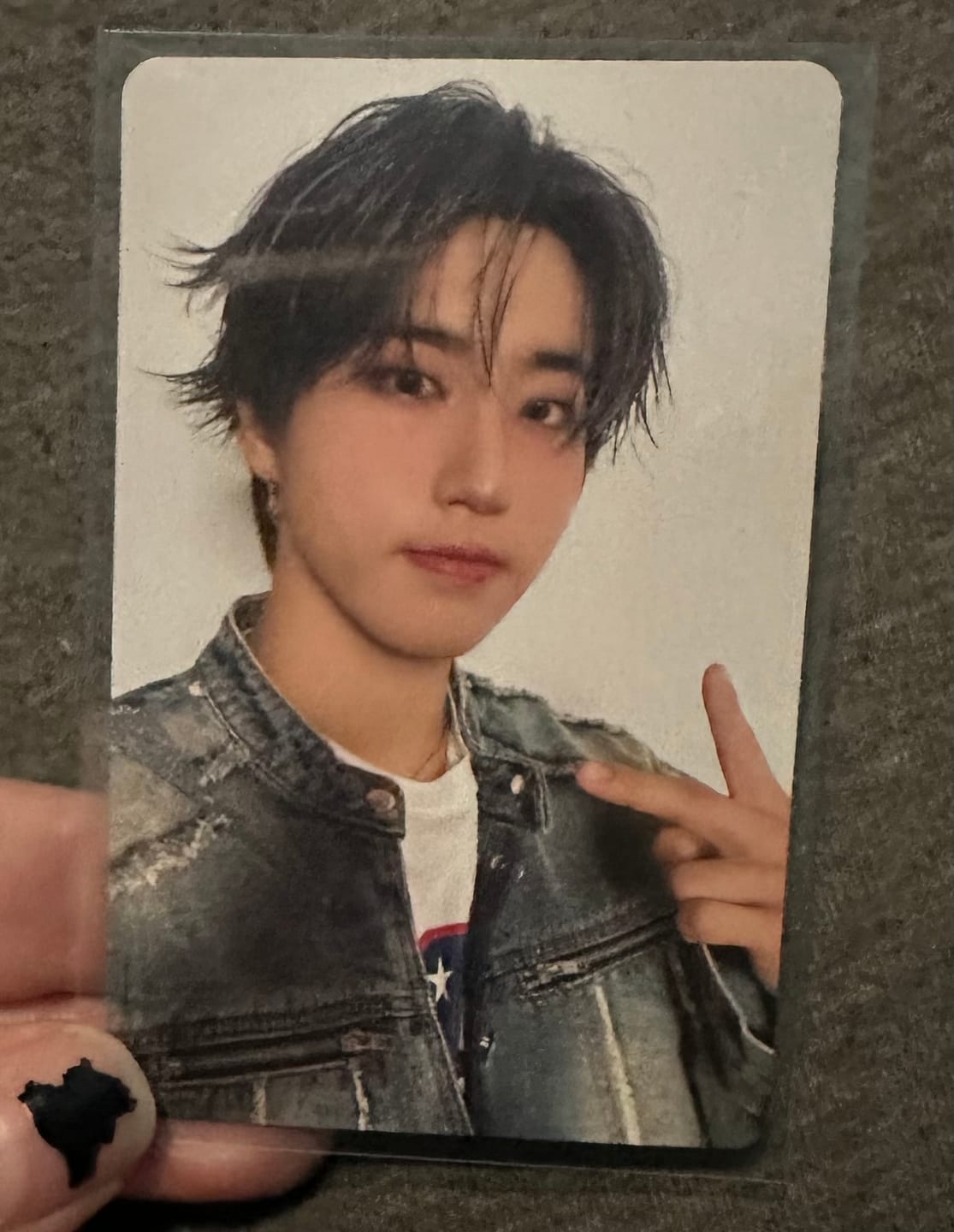 Customer photo review of PREMIUM PHOTOCARD SLEEVES - PURPLE VERSION (57x88MM)