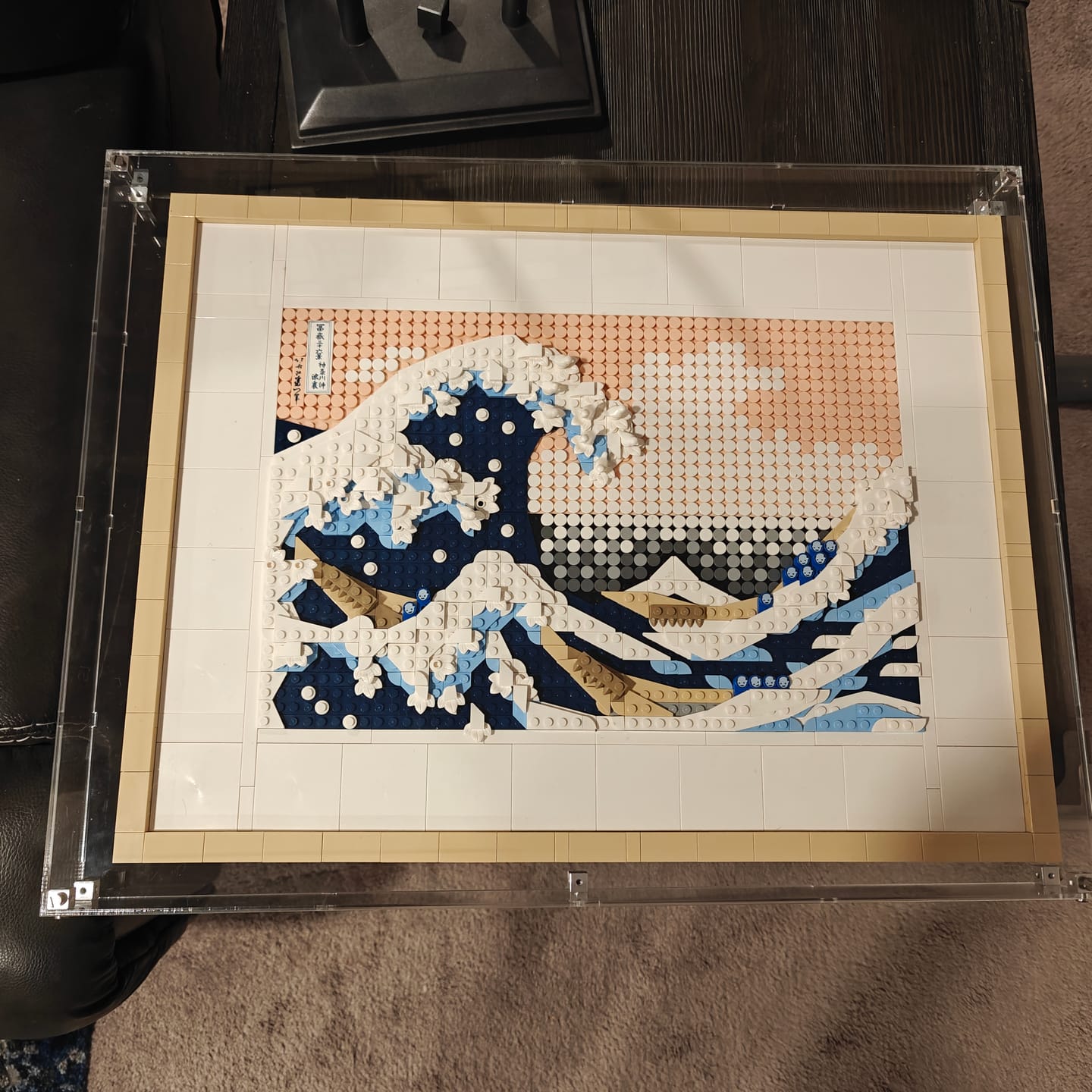 Customer photo review of Wall Mounted Display Case for LEGO® 31208 Art Hokusai – The Great Wave