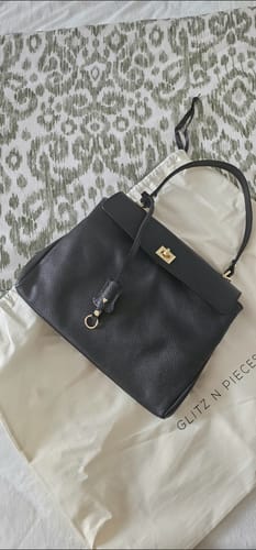 Customer photo review of The Olivia Bag - Medium