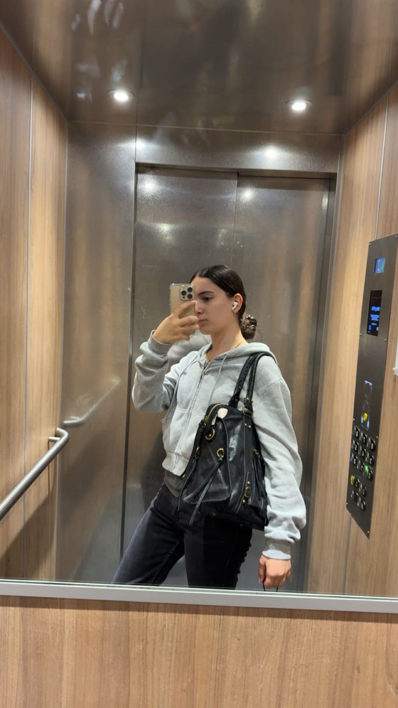 Customer photo review of It girl bag black