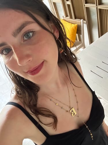 Customer photo review of Amelia Crystal Gold Star Bangle