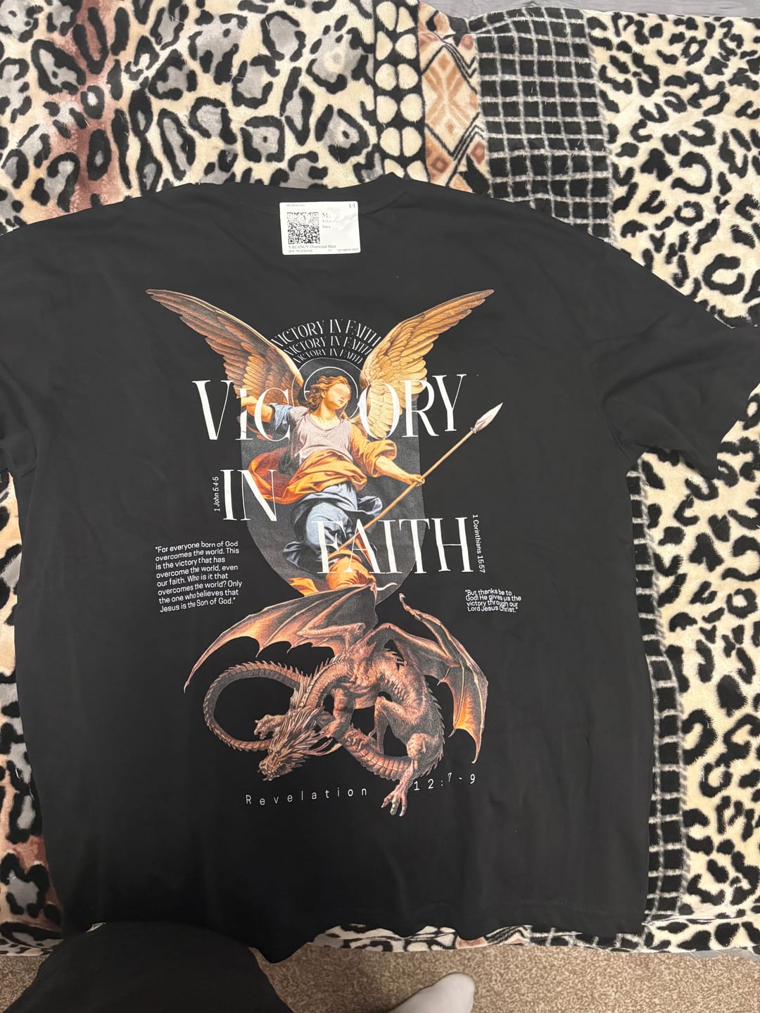 Customer photo review of VICTORY | Oversized T-Shirt