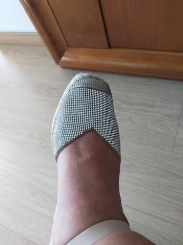Reseña con foto de un cliente sobre Alpargata Estilosa Beige