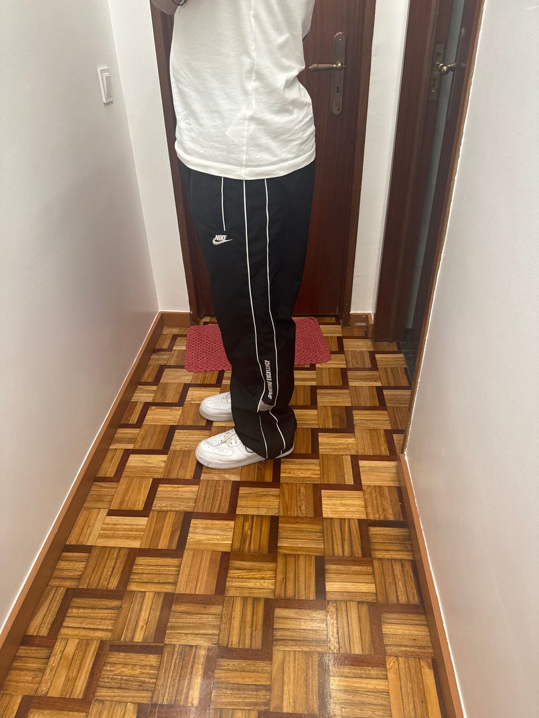 Customer photo review of Nike Vintage Track Pants SUPER RARE 2000s (L)