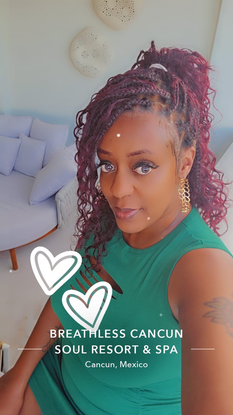 Customer photo review of Kiki - 16" Pre Bleached Swiss HD Lace Human Hair Curls Full Lace Knotless Boho Box Braided Wig