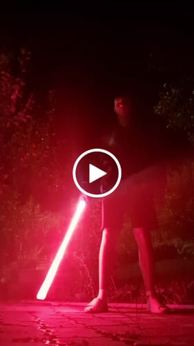 Customer video review of Graflex V / VII hero saber