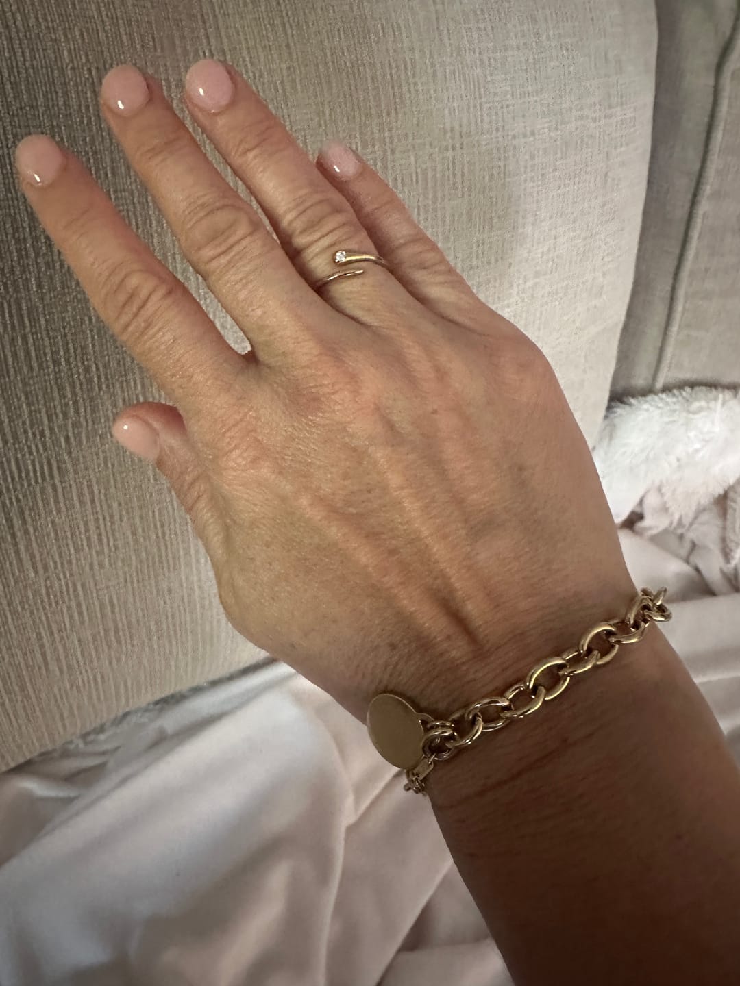 Customer photo review of Engravable Classic Chunky Disc Bracelet