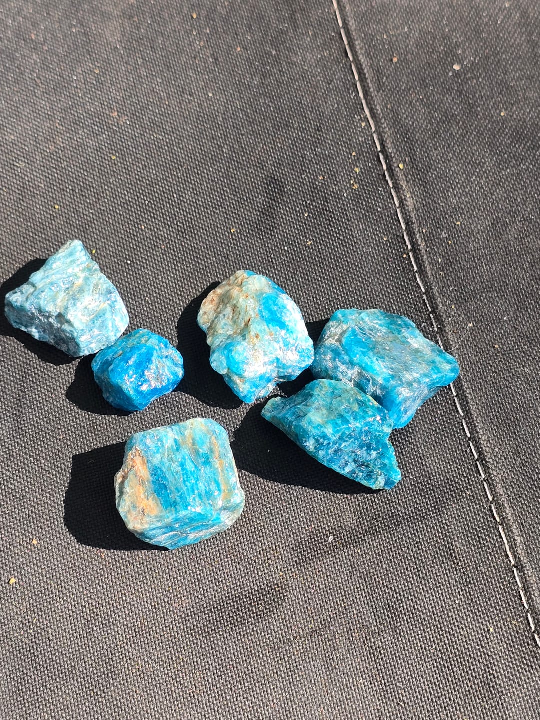 Customer photo review of LGX Professional Lapidary Saw Blades for Wet Cutting of Gemstone, Quartz, Agate, Geodes, Petrified Wood, Jasper and More
