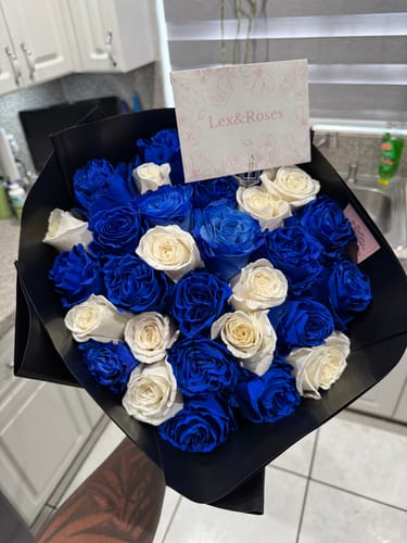 Customer photo review of Blue & White Rose Bouquet