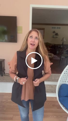 Customer video review of Carefree Lightweight Long Vest