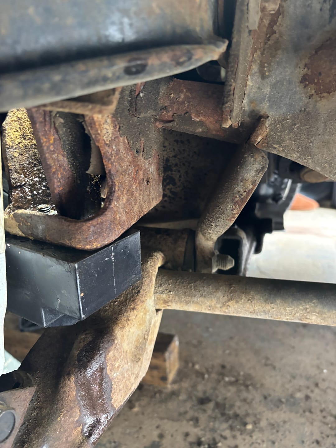 Customer photo review of 2001-2010 Duramax Lower Bump Stops (KR1426)