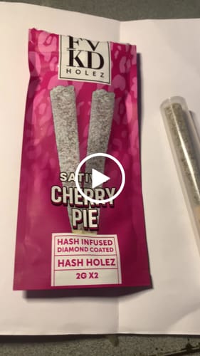 Customer video review of ‎FVKD DIAMOND INFUSED HASH HOLE PREROLLS  2G *