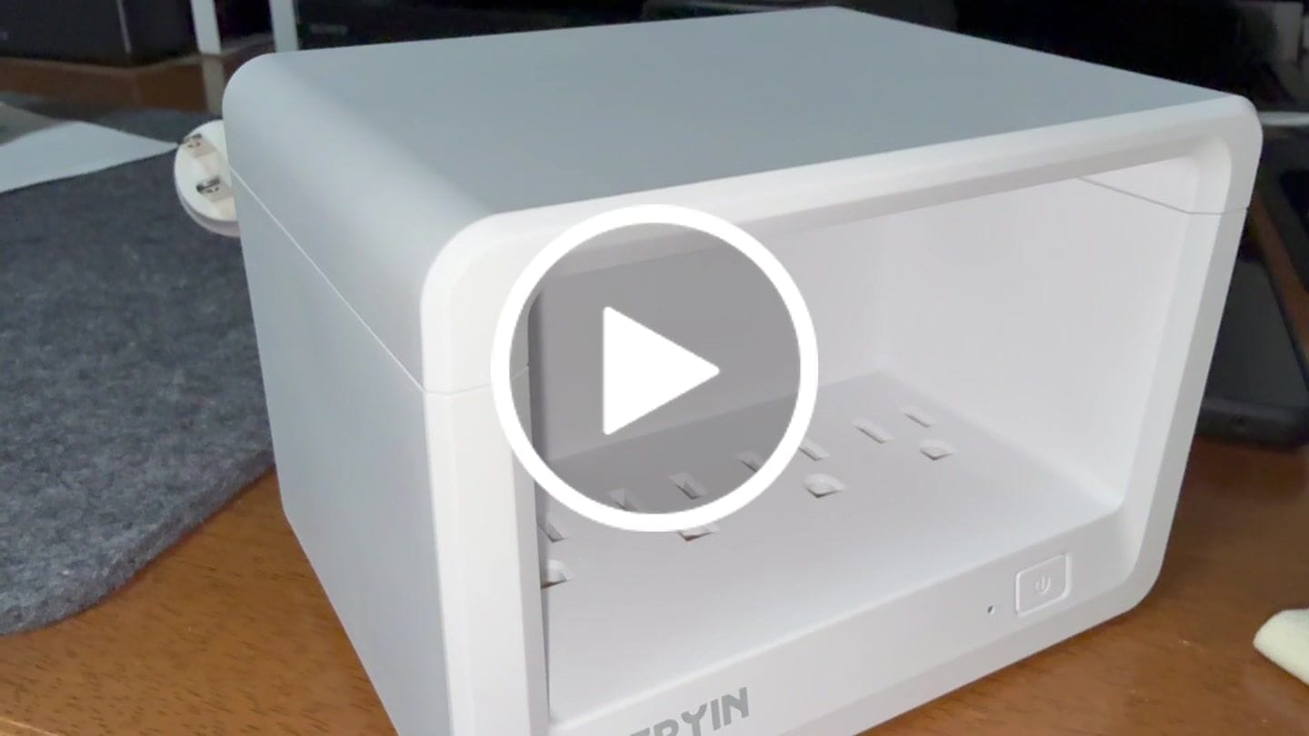 Customer video review of Gitryin デスクトップ充電ステーション 12-in-1