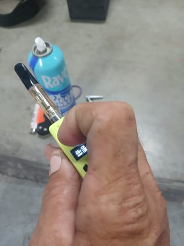 Customer photo review of 3pc Flavor Pack of 1 Gram THCA Blend Full Spectrum Vape Cartridge