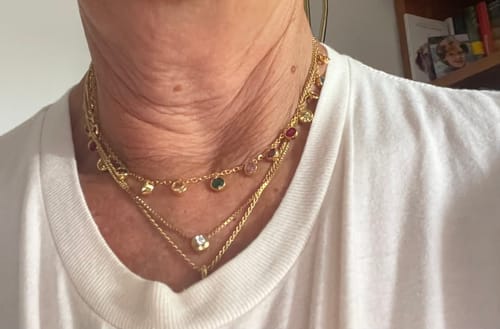 Customer photo review of Collana con  ciondoli pendenti colorati